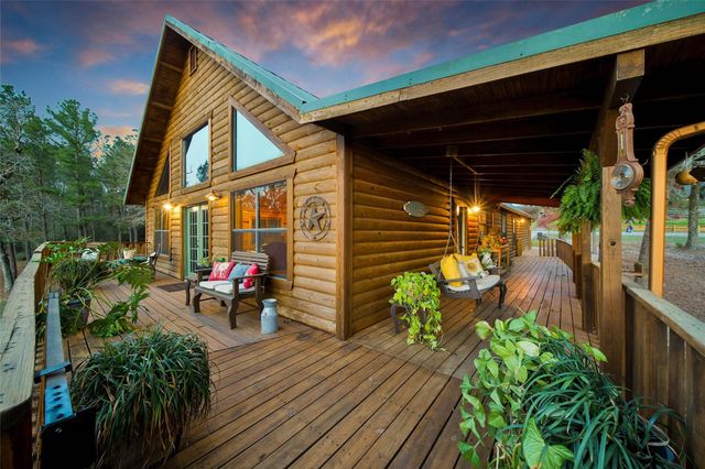 20 Hillsborough Drive, Huntsville, TX 77340