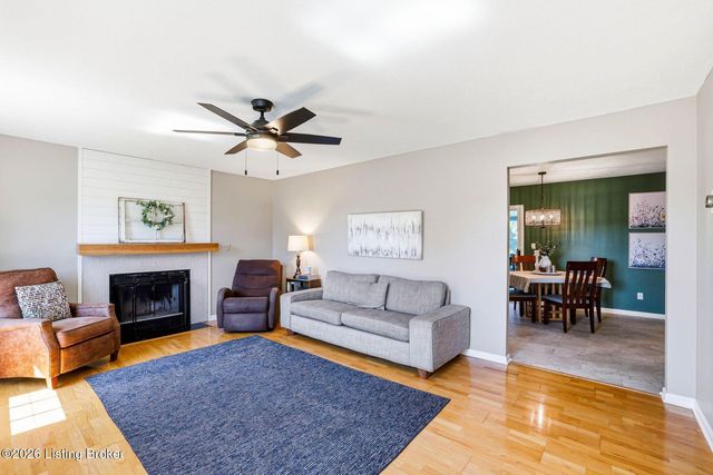 4013 Willowview Blvd, Louisville, KY 40299