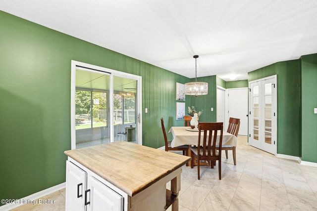4013 Willowview Blvd, Louisville, KY 40299