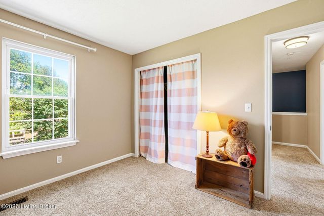 4013 Willowview Blvd, Louisville, KY 40299