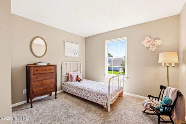4013 Willowview Blvd, Louisville, KY 40299