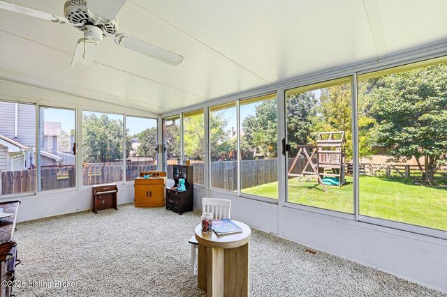 4013 Willowview Blvd, Louisville, KY 40299