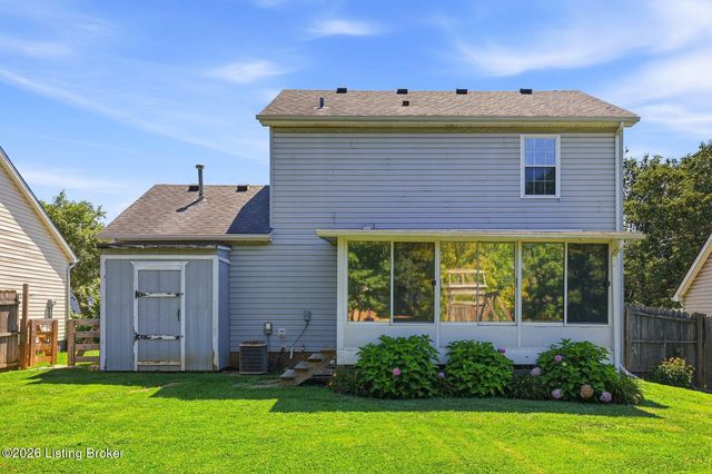 4013 Willowview Blvd, Louisville, KY 40299