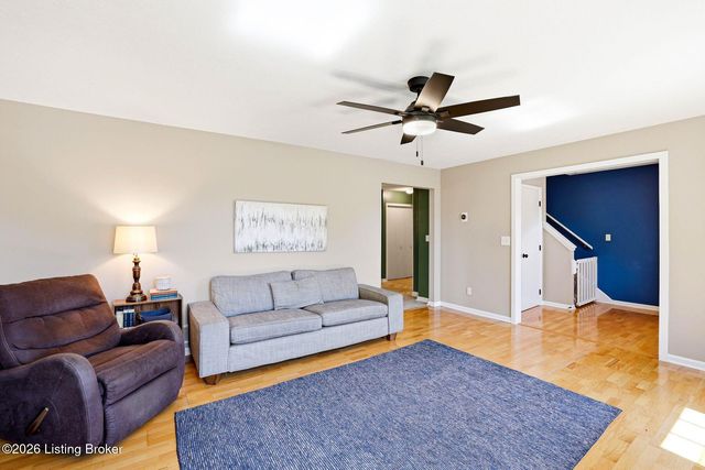 4013 Willowview Blvd, Louisville, KY 40299