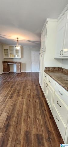 33 PINE CIRCLE, Oneonta, AL 35121