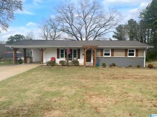 33 PINE CIRCLE, Oneonta, AL 35121