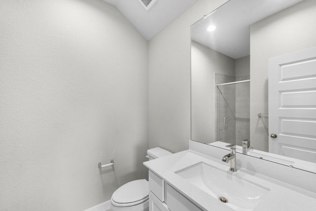 69 Shining Point Drive, Waller, TX 77484
