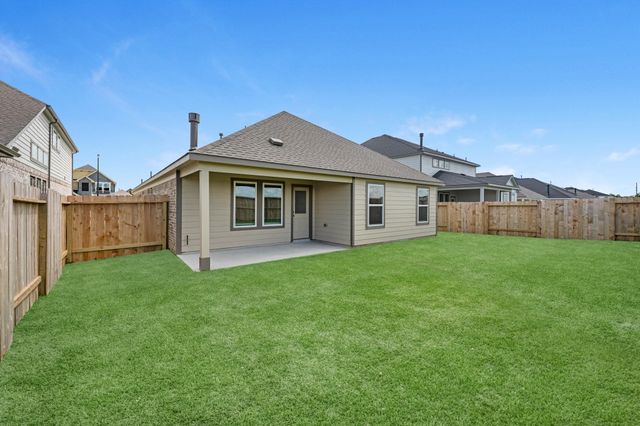 69 Shining Point Drive, Waller, TX 77484