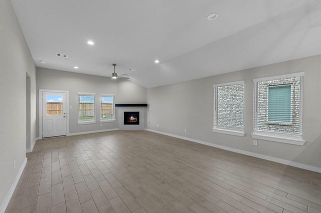 69 Shining Point Drive, Waller, TX 77484