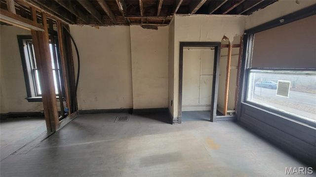 4253 Westminster Place, St Louis, MO 63108