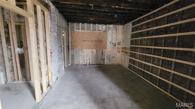 4253 Westminster Place, St Louis, MO 63108