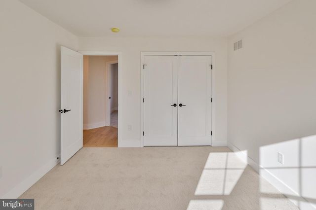 936 EMERALD VALLEY LN, Bangor, PA 18013