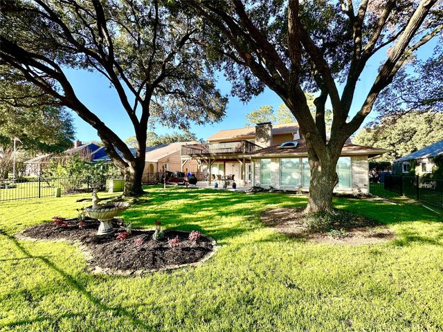 14403 Muirfield Lane, Houston, TX 77095