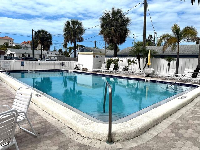 661 POINSETTIA AVENUE 109, Clearwater Beach, FL 33767