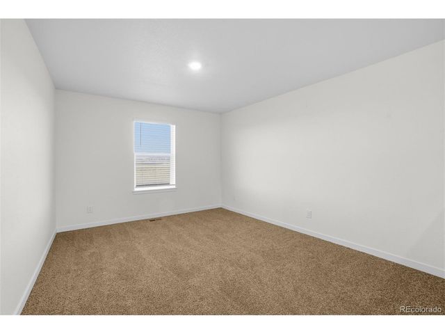 2417 Mountain Sky Dr, Fort Lupton, CO 80621