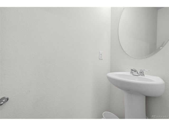 2417 Mountain Sky Dr, Fort Lupton, CO 80621