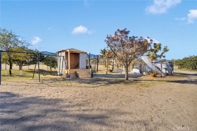 11924 Mountain Road, Pinon Hills, CA 92372