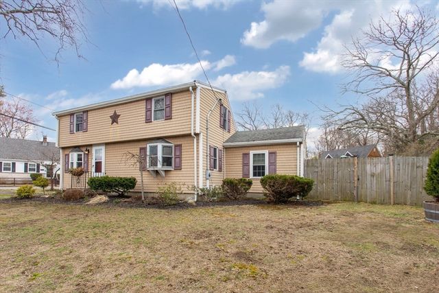 774 Middle St, Weymouth, MA 02188