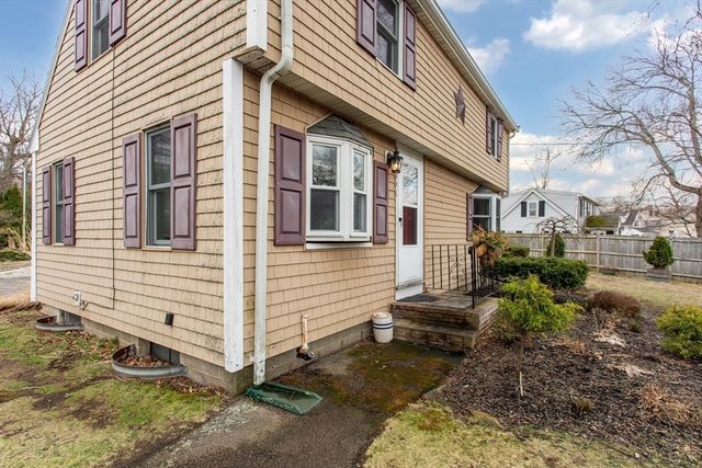 774 Middle St, Weymouth, MA 02188
