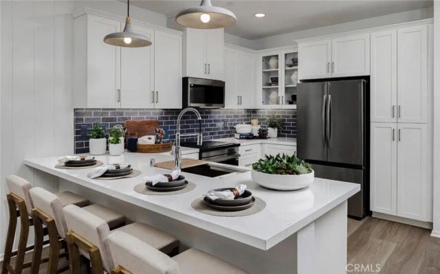 3926 E. BUCKNELL PASEO, Ontario, CA 91761