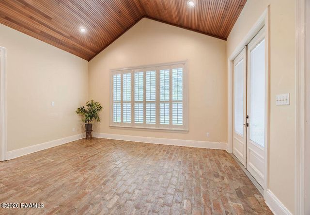 209 Belle Maison Drive, Lafayette, LA 70506
