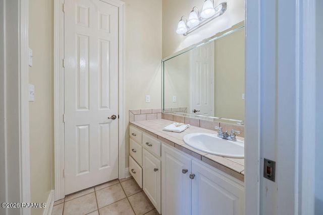 209 Belle Maison Drive, Lafayette, LA 70506