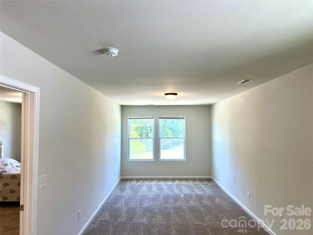 6629 Meridale Forest Drive, Charlotte, NC 28269