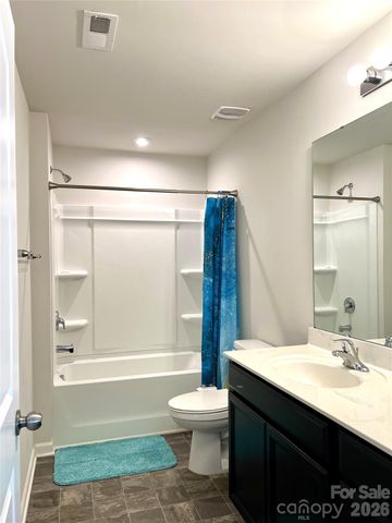 6629 Meridale Forest Drive, Charlotte, NC 28269