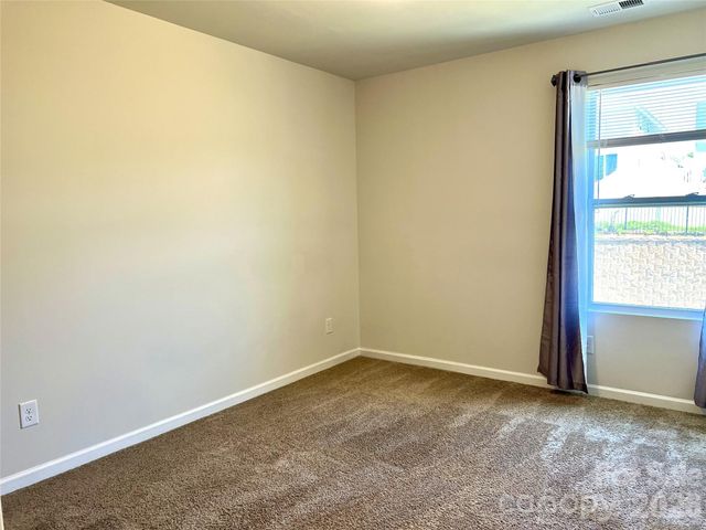 6629 Meridale Forest Drive, Charlotte, NC 28269