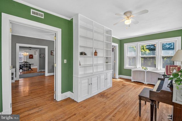 121 FOREST AVE, Catonsville, MD 21228