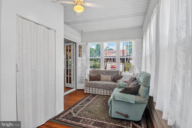121 FOREST AVE, Catonsville, MD 21228