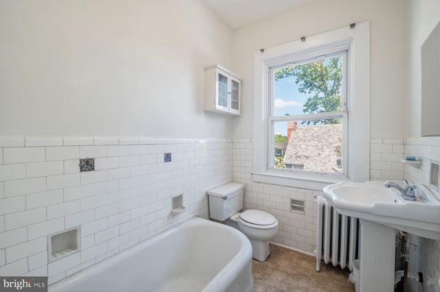 121 FOREST AVE, Catonsville, MD 21228