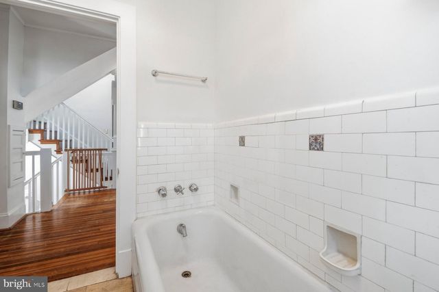 121 FOREST AVE, Catonsville, MD 21228