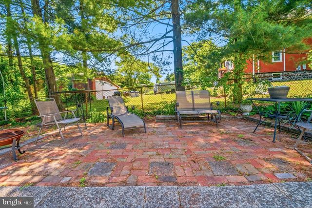 121 FOREST AVE, Catonsville, MD 21228