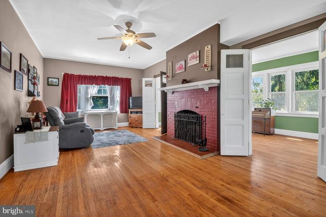 121 FOREST AVE, Catonsville, MD 21228