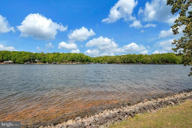 78 FOREST LN, Mineral, VA 23117