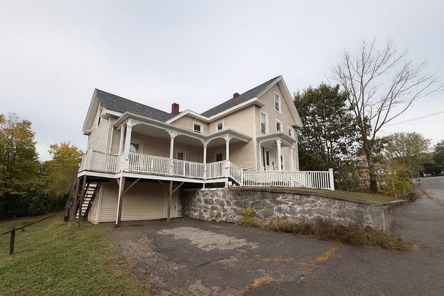 65 School St, Gardner, MA 01436