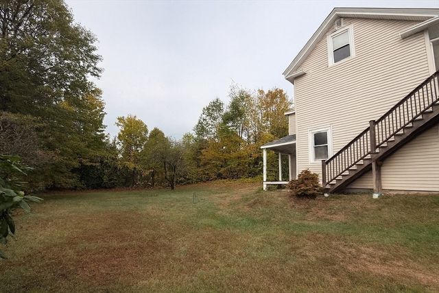 65 School St, Gardner, MA 01436