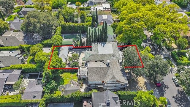 1434 N Genesee Avenue, Los Angeles, CA 90046