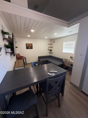 6832 N Autumn Place, Tucson, AZ 85741