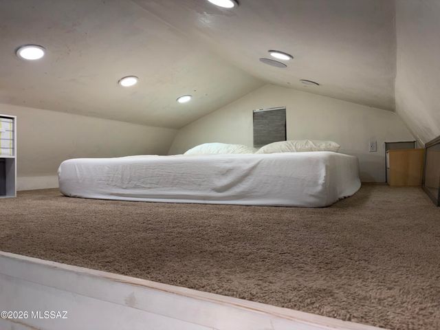 6832 N Autumn Place, Tucson, AZ 85741