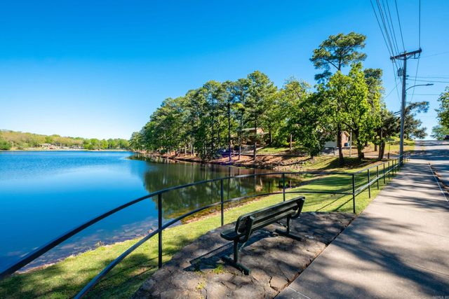 4200 Edgemere, North Little Rock, AR 72116