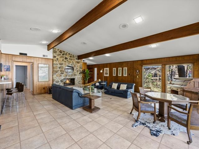 13030 MILLER Road, Azle, TX 76020