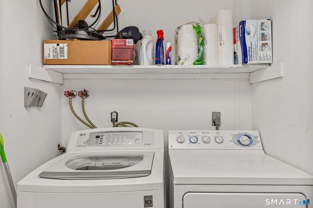 22 Radio Place 8, Stamford, CT 06906