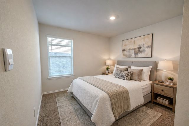 1324 Stuarts Forest Drive, Denton, TX 76207