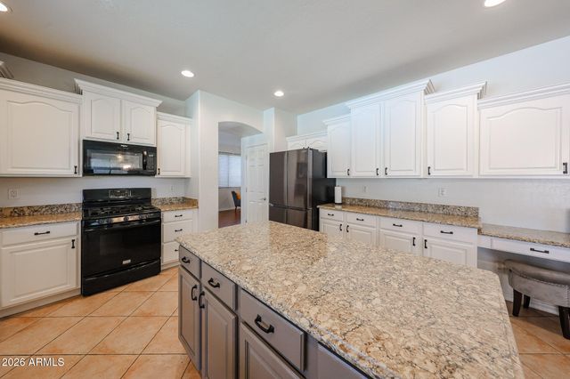 14586 W COLUMBUS Avenue, Goodyear, AZ 85395