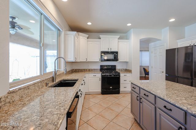 14586 W COLUMBUS Avenue, Goodyear, AZ 85395