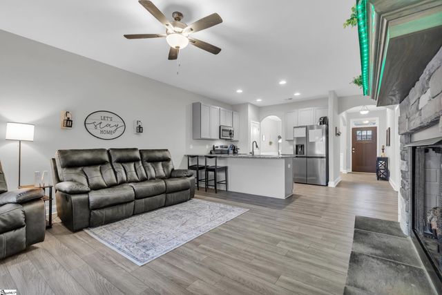 2749 Millhone Drive, Moore, SC 29369