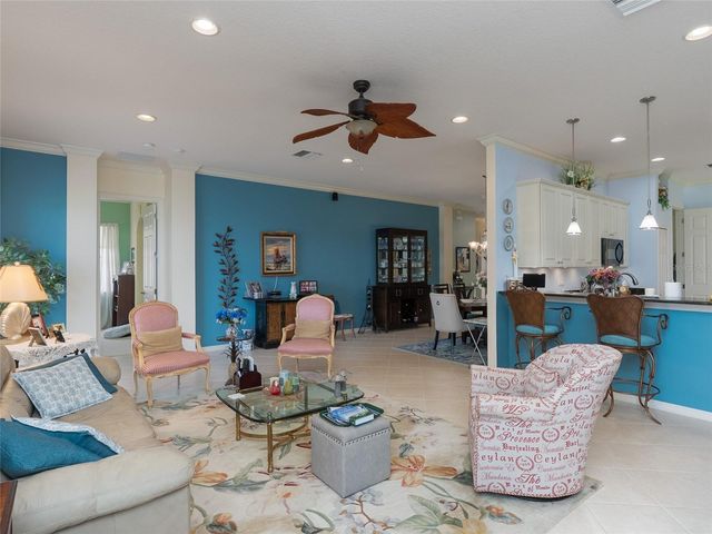 6725 41ST STREET CIRCLE E, Sarasota, FL 34243