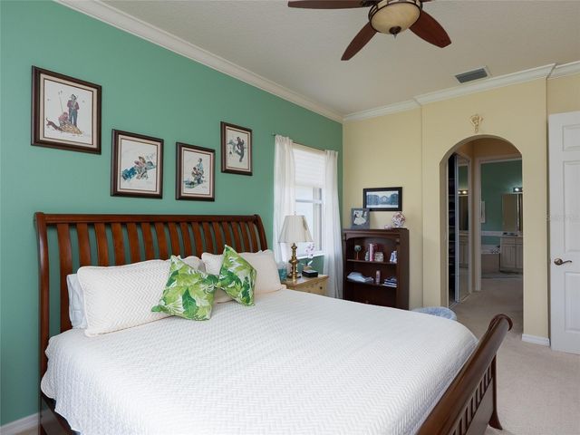 6725 41ST STREET CIRCLE E, Sarasota, FL 34243